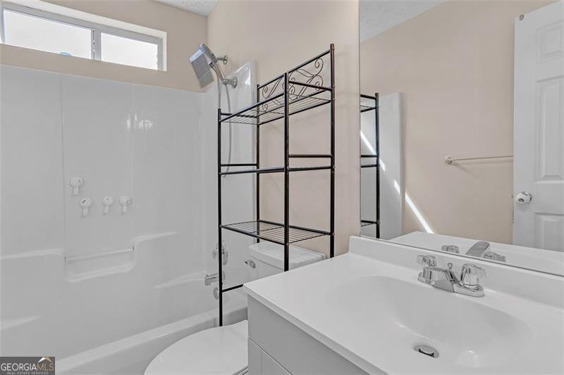 1315 SWEETWATER COURT McDonough - 8