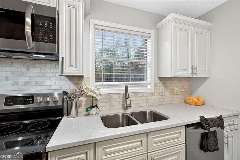 4217 RIVERBANK Decatur - 13