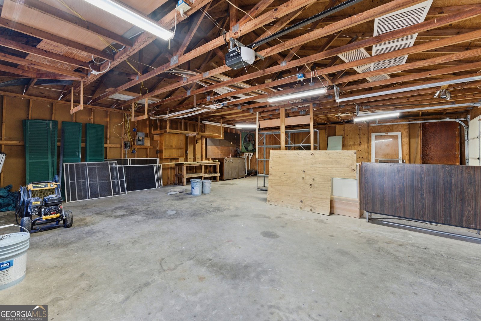 1490 Enchanted Lake Conyers - 16