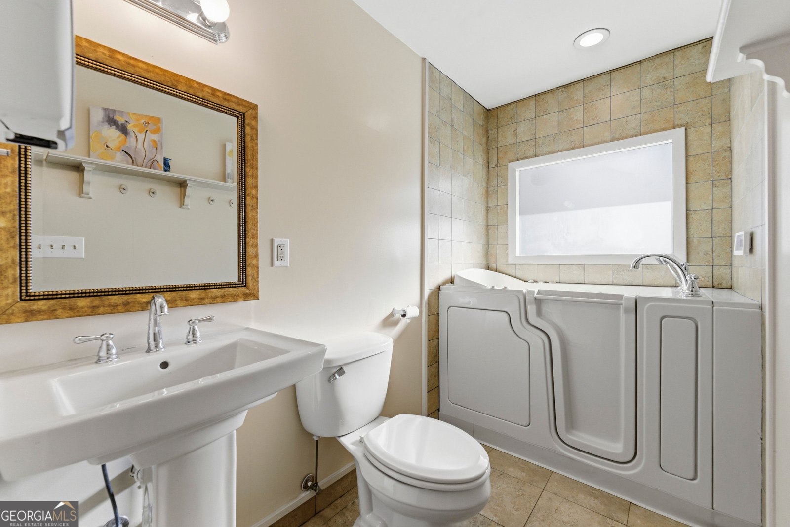 1490 Enchanted Lake Conyers - 31