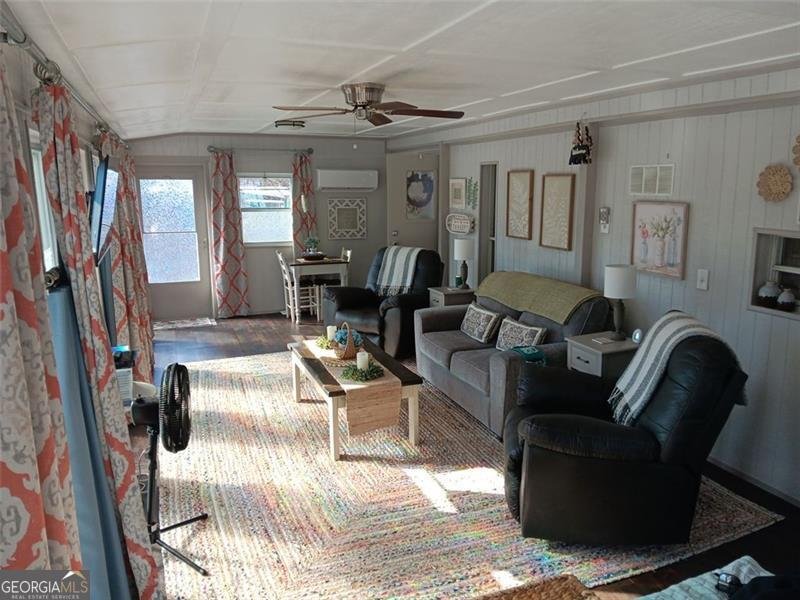 4 FLEETWOOD Road Cleveland - 11