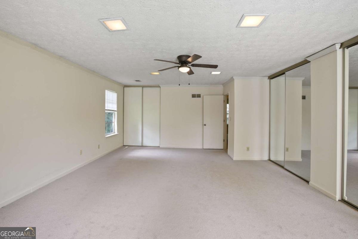 615 Barrington Way Roswell - 18