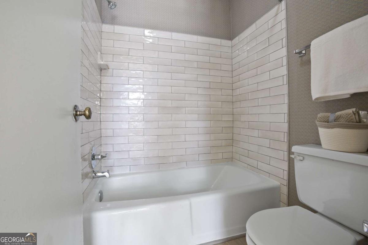 615 Barrington Way Roswell - 22