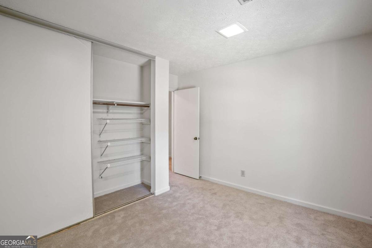 615 Barrington Way Roswell - 26