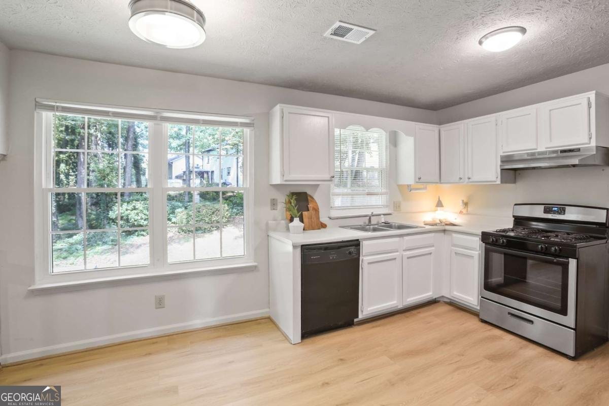 615 Barrington Way Roswell - 7