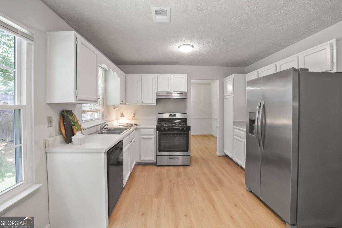 615 Barrington Way Roswell - 8