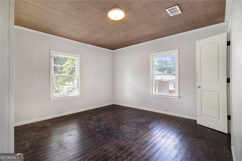 3530 Ponce De Leon Avenue Scottdale - 11