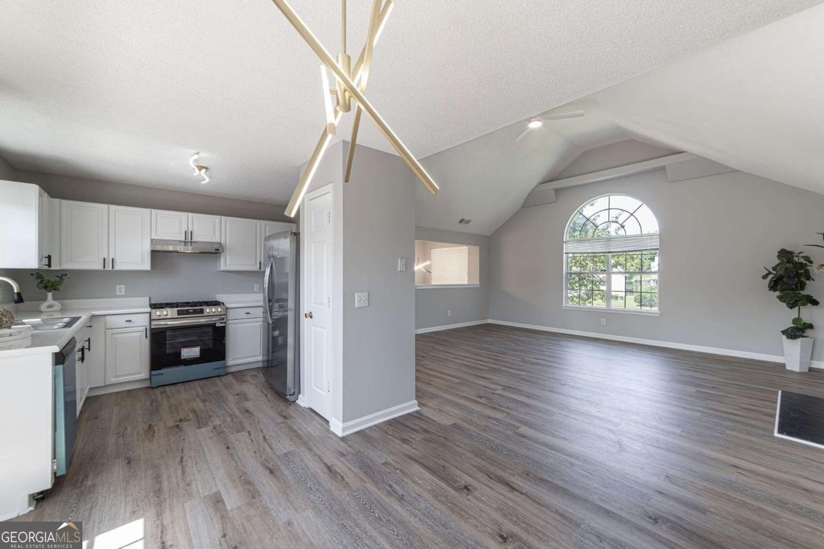 4378 Lodgeview Place Douglasville - 11