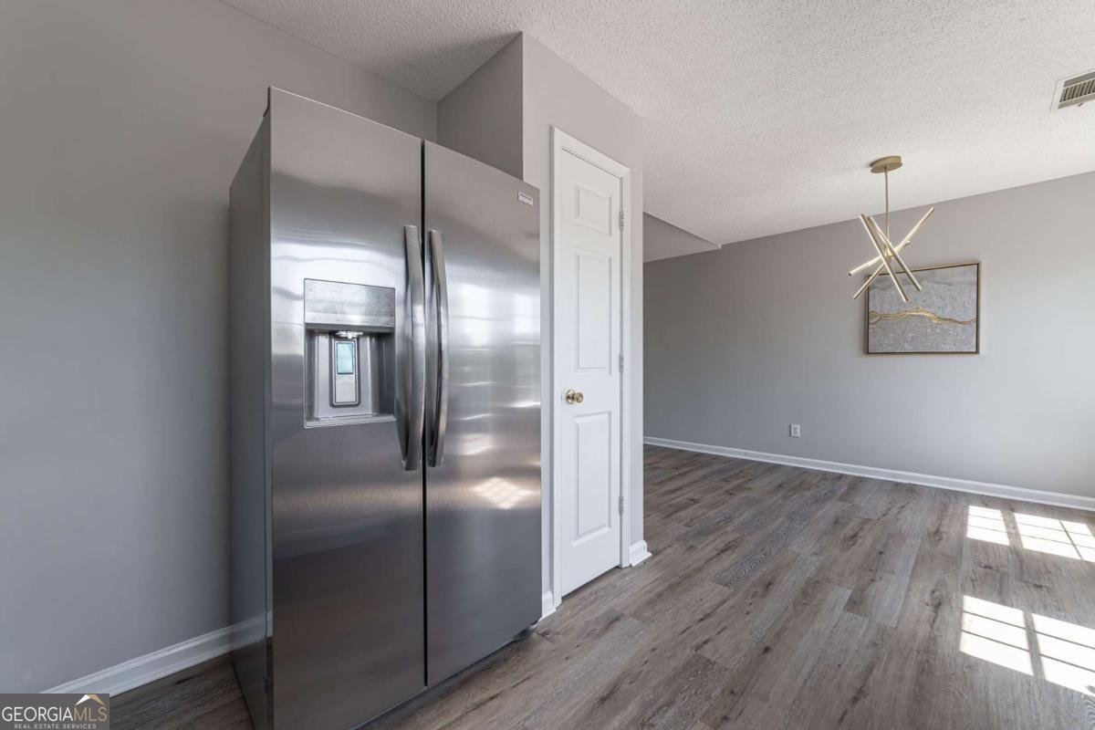 4378 Lodgeview Place Douglasville - 17