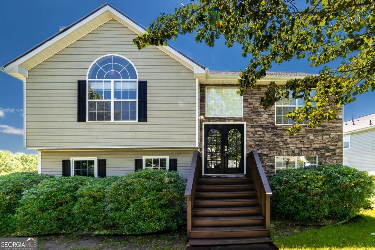 4378 Lodgeview Place Douglasville - 2