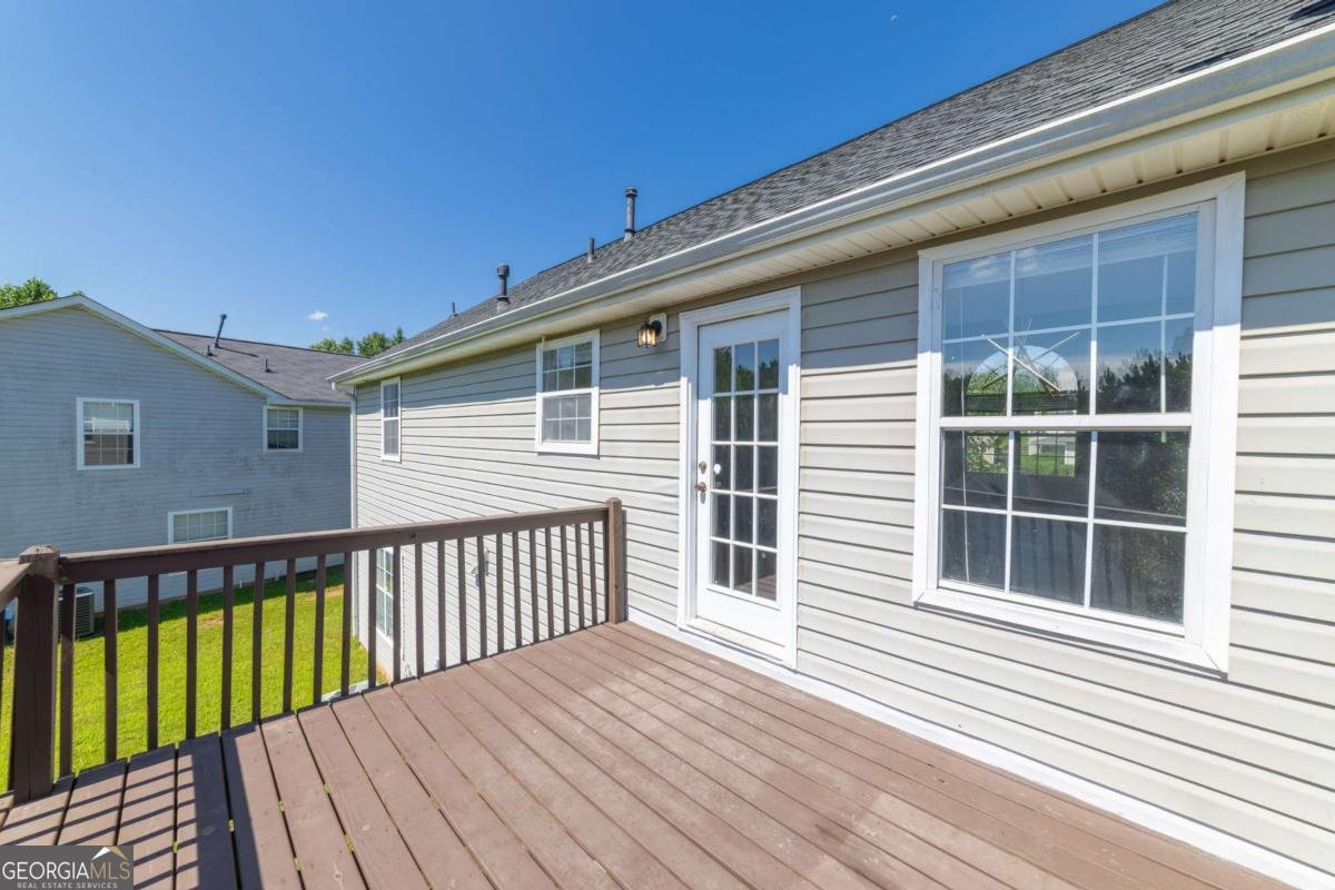 4378 Lodgeview Place Douglasville - 21