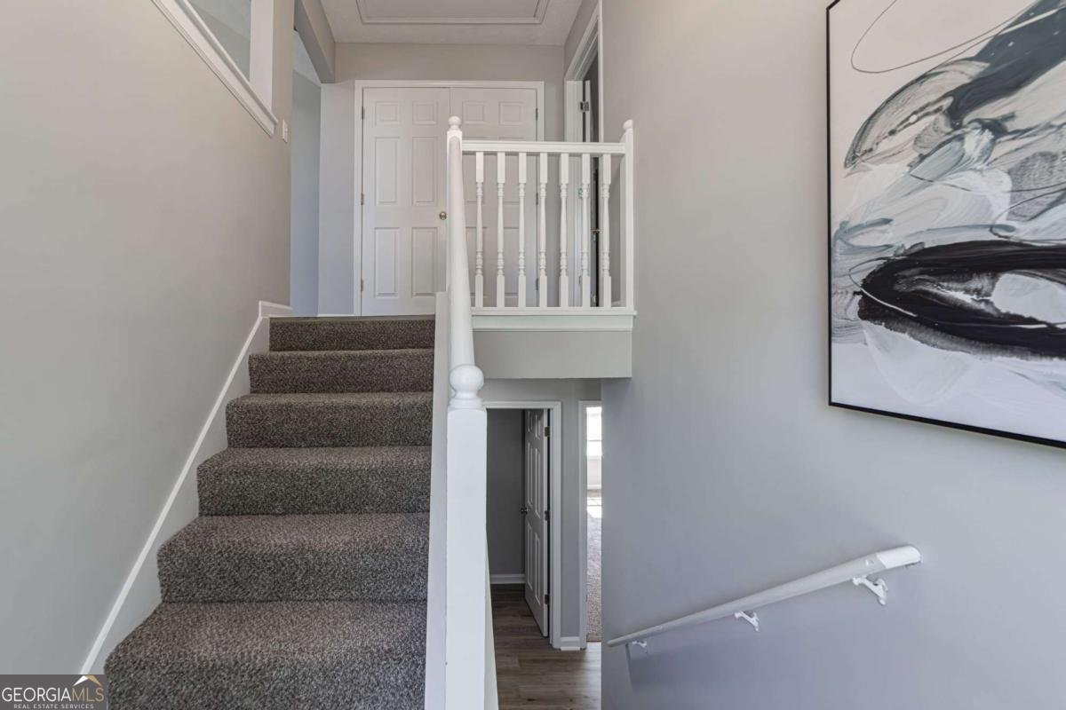 4378 Lodgeview Place Douglasville - 3