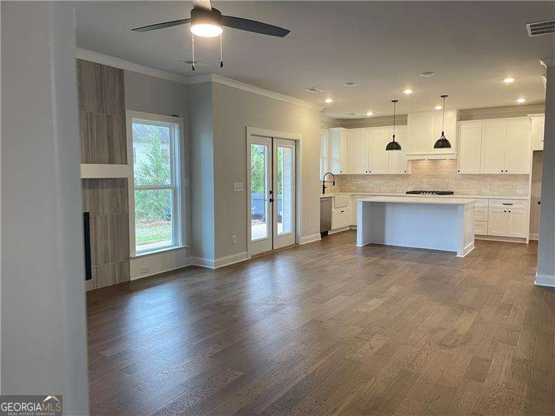 1748 Brown Circle Marietta - 8