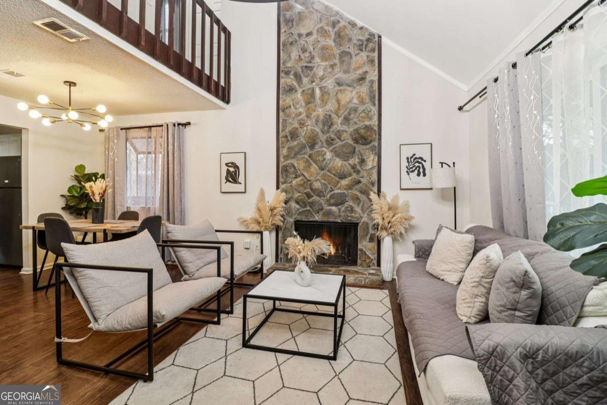 1138 Falling Water Drive Smyrna - 3