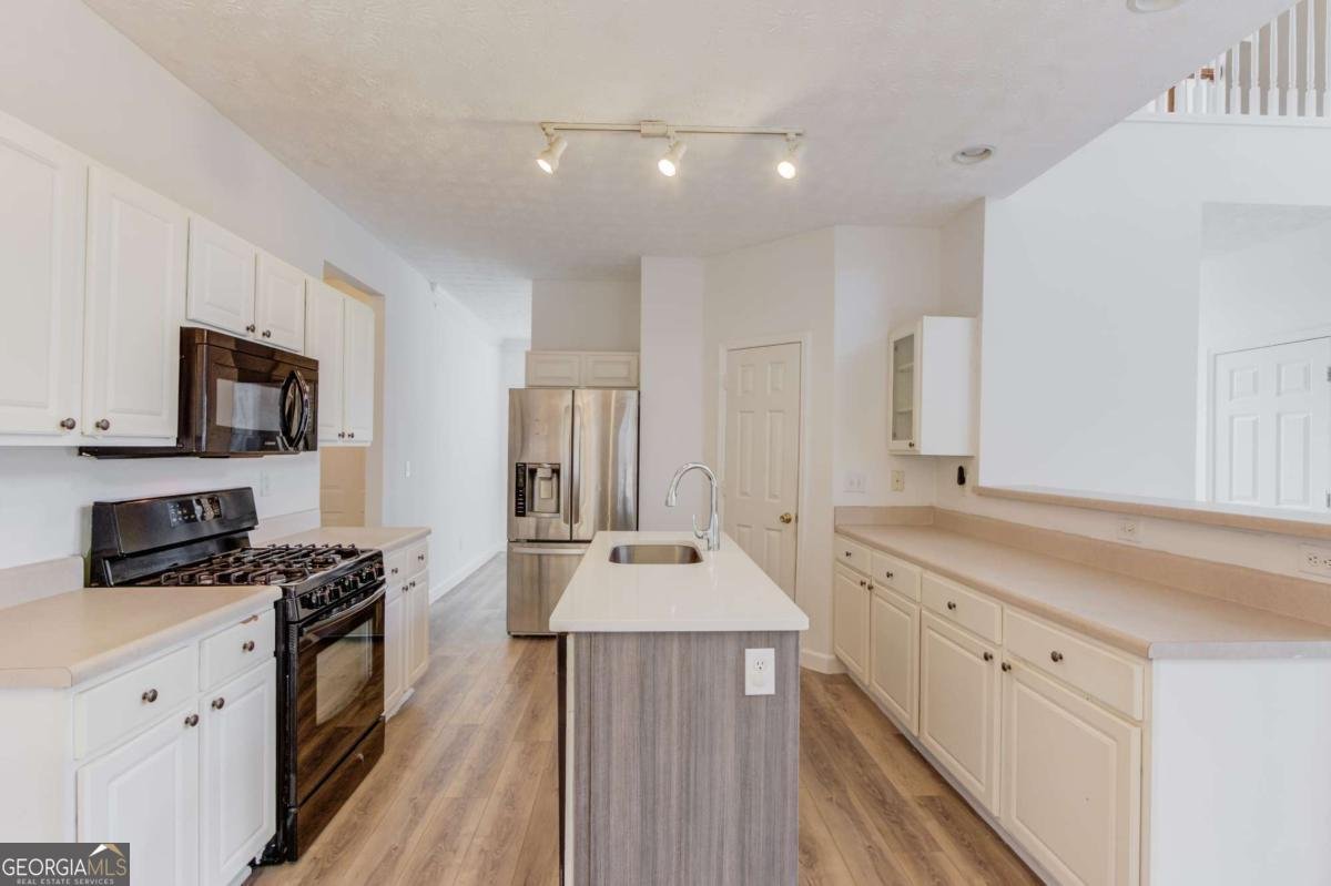 802 Board Walk Court Loganville - 17