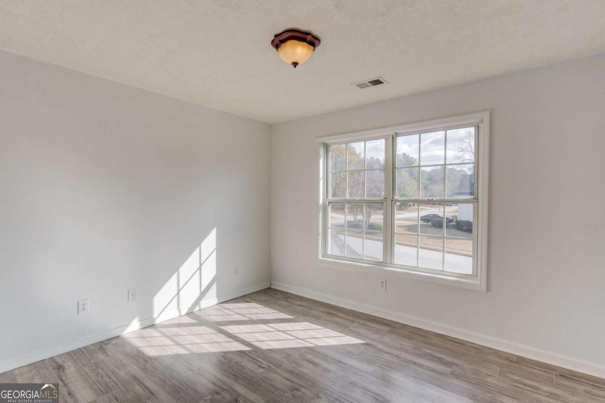 802 Board Walk Court Loganville - 33