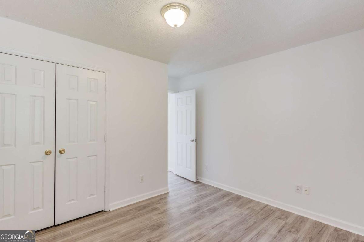 802 Board Walk Court Loganville - 37