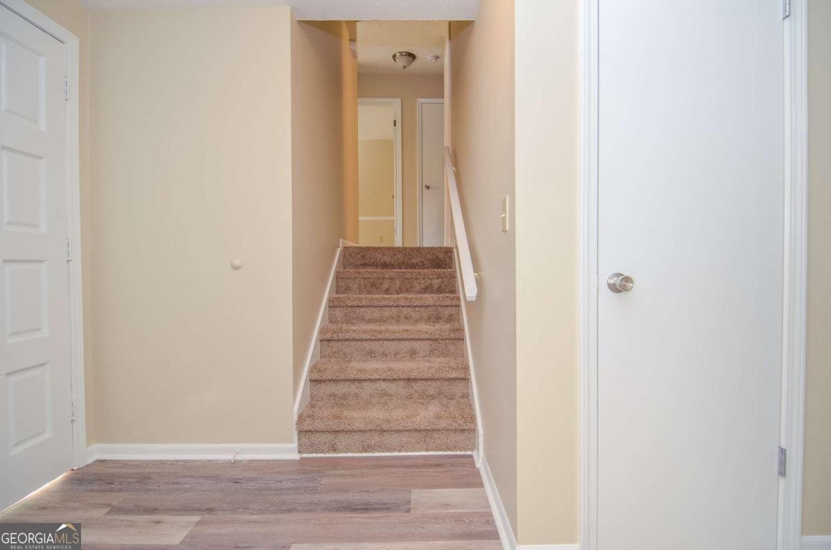 3173 Falconhurst Drive Lilburn - 27