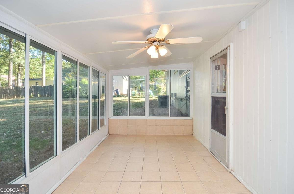 3173 Falconhurst Drive Lilburn - 40