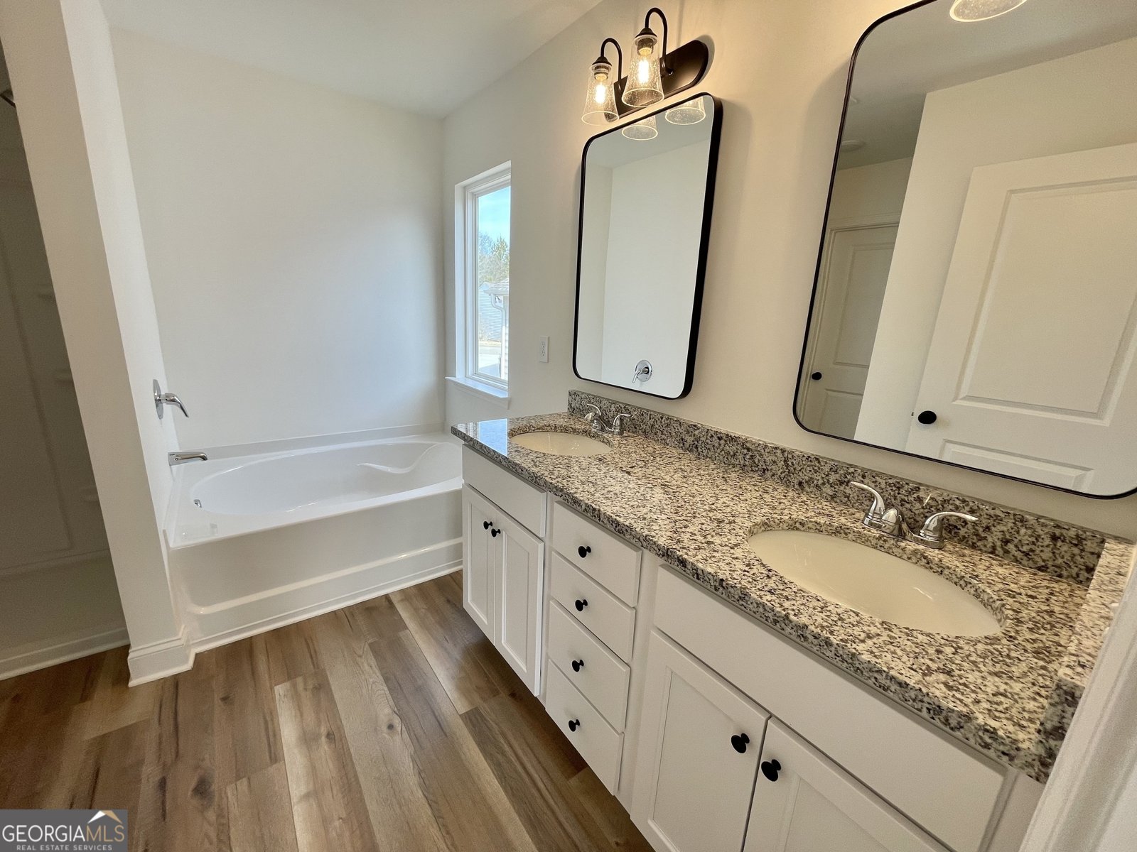 118 CHARLESTON LN Milner - 20