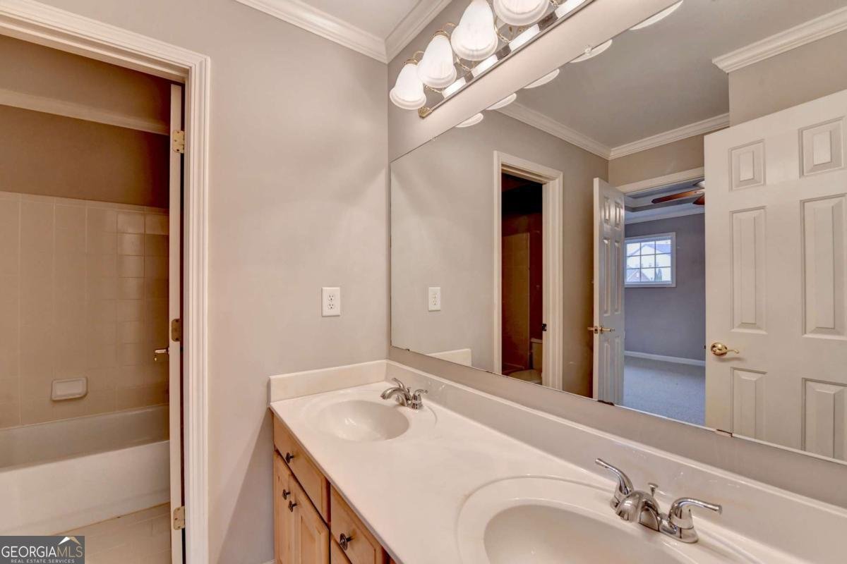 2819 Heritage Oaks Circle Dacula - 48