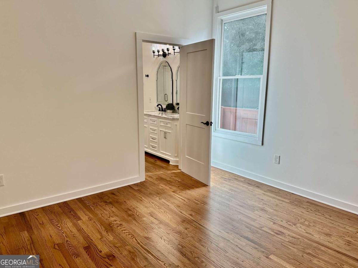 851 Dill Avenue Atlanta - 13