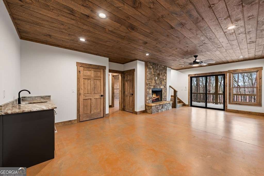 2393 Ada Street Blue Ridge - 32