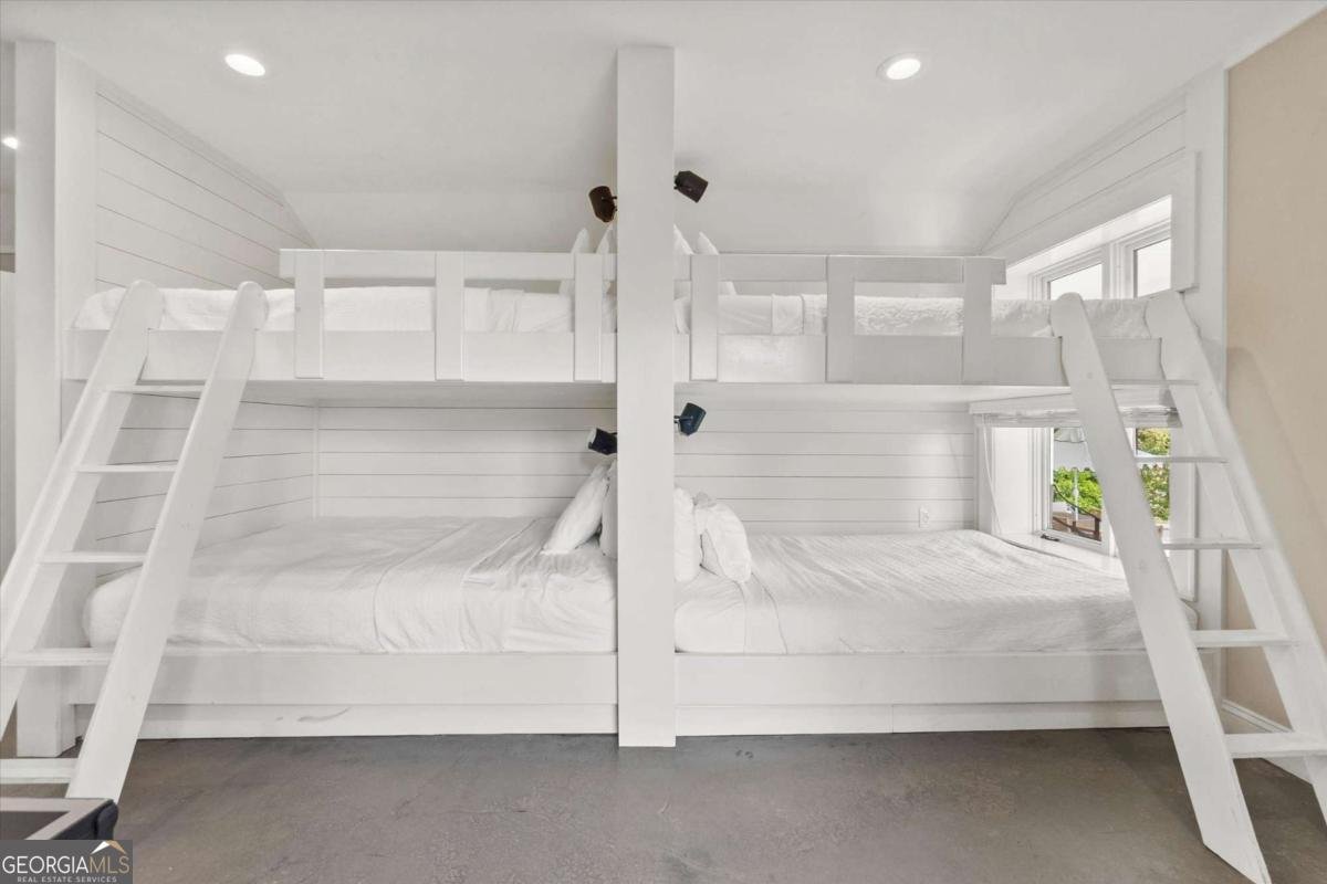 2265 Sidney Drive Gainesville - 64