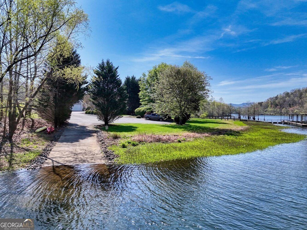 2267 Ushwy 76 Hiawassee - 37