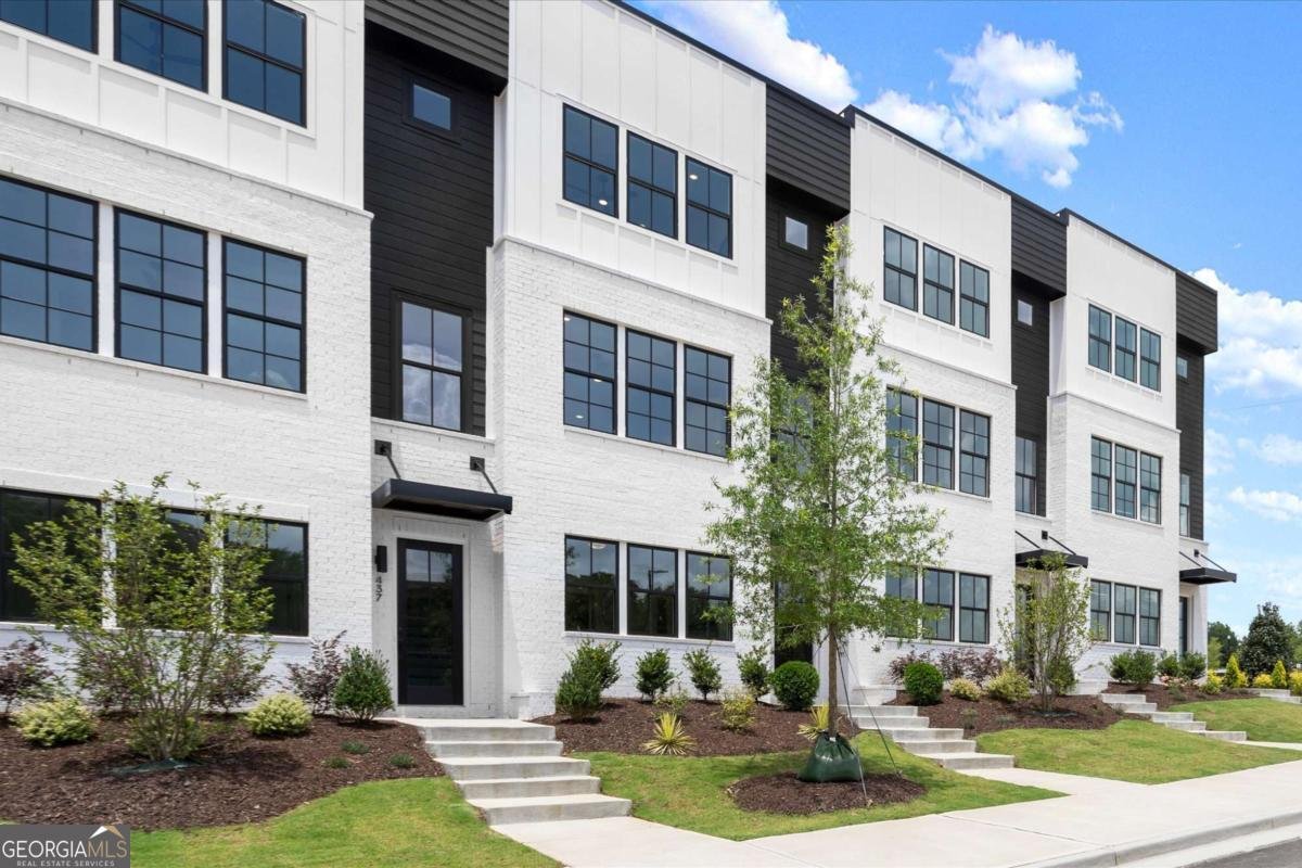 435 Mezzo Lane Alpharetta - 2