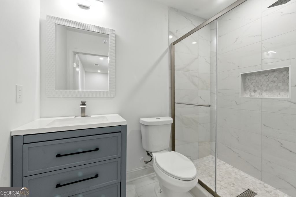 1707 Richland Road Atlanta - 27