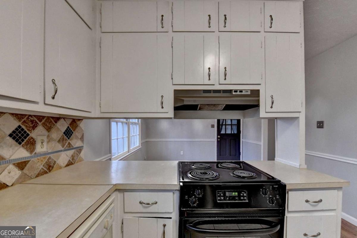 493 Tracy Court Lawrenceville - 11