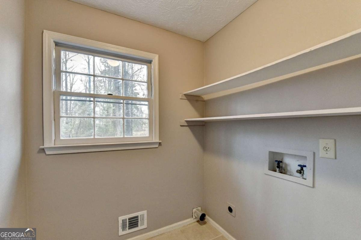 493 Tracy Court Lawrenceville - 24