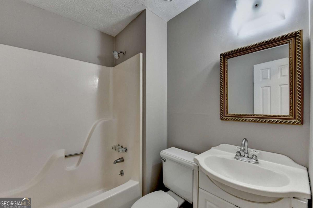 493 Tracy Court Lawrenceville - 31