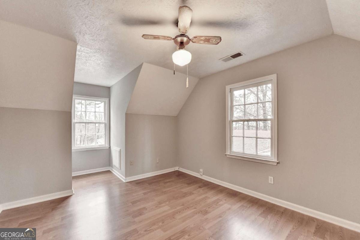 493 Tracy Court Lawrenceville - 32