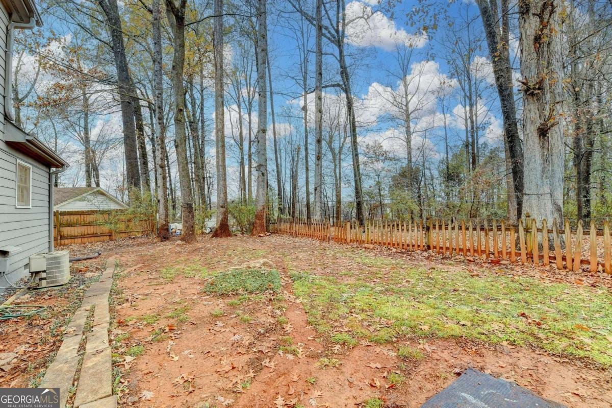 493 Tracy Court Lawrenceville - 41