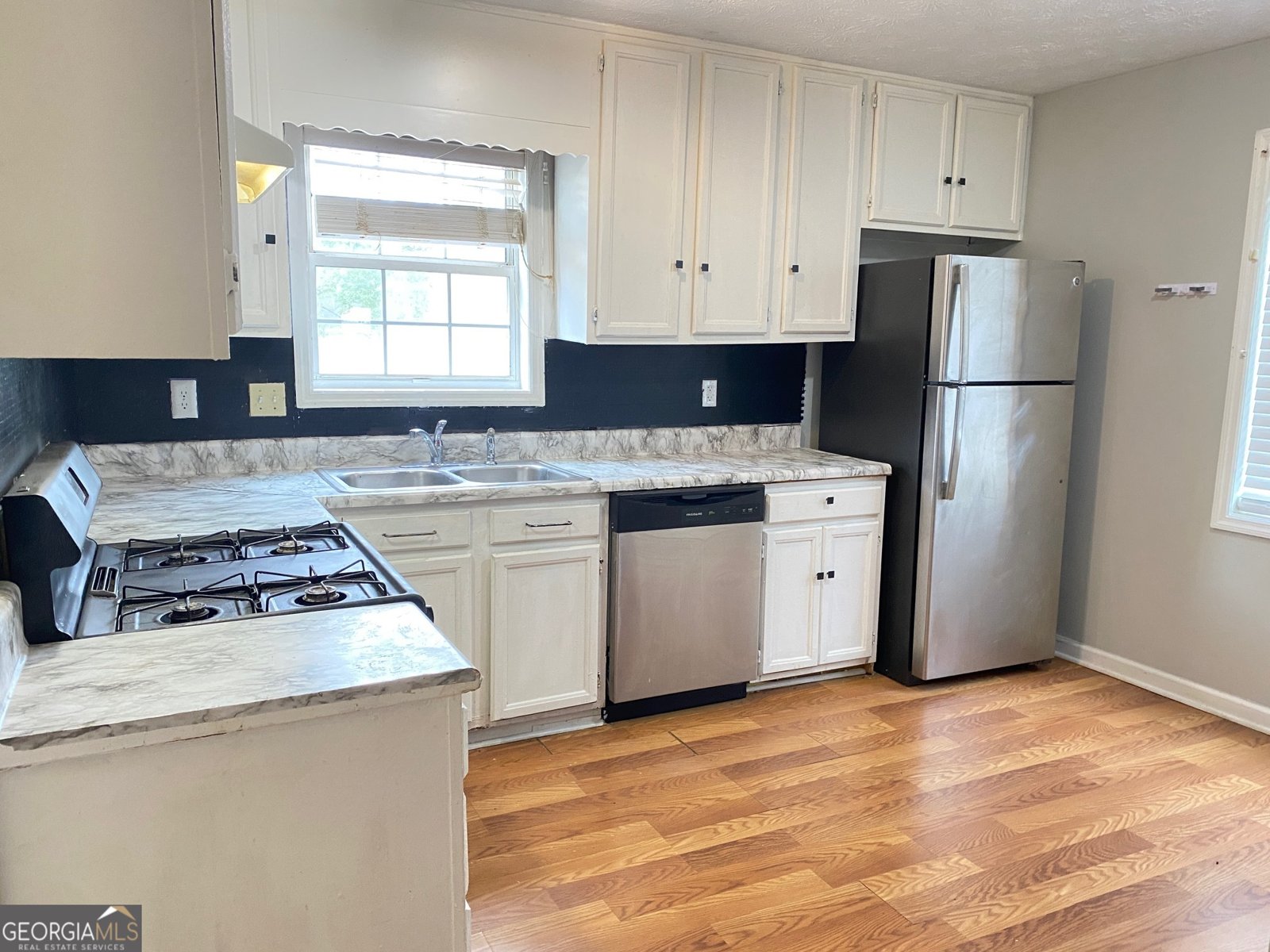 407 Sheppard Xing Court Stone Mountain - 14