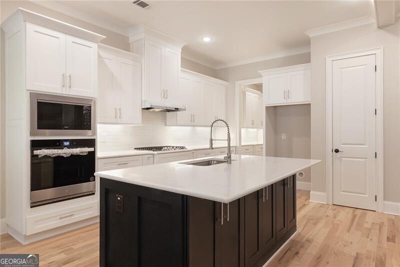 304 Trecastle Lane Canton - 12