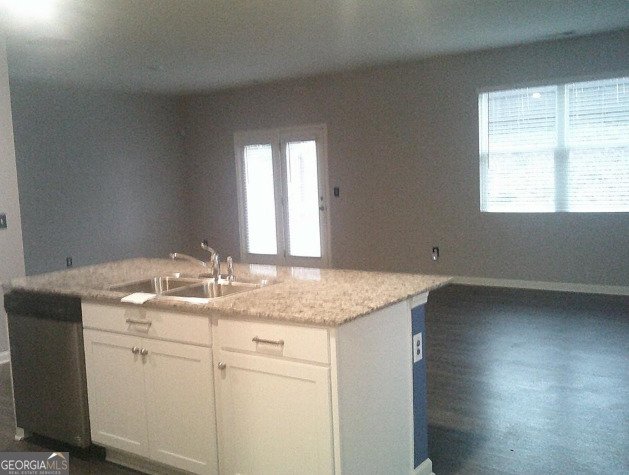 5356 BARBERRY AVE Oakwood - 4