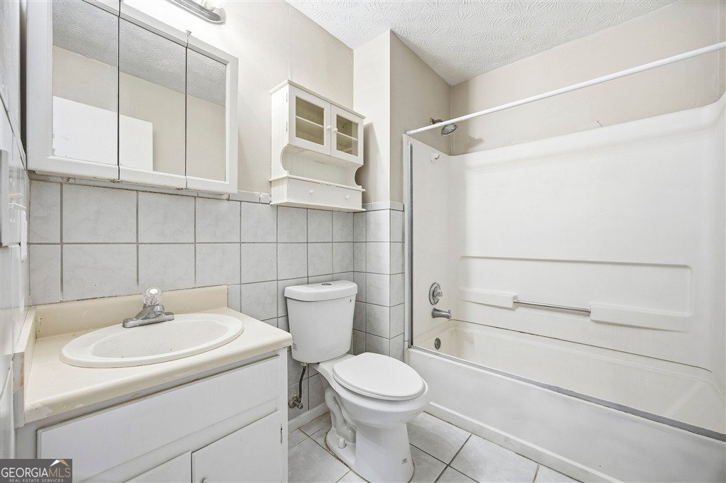 2071 Walden Park Place Snellville - 17