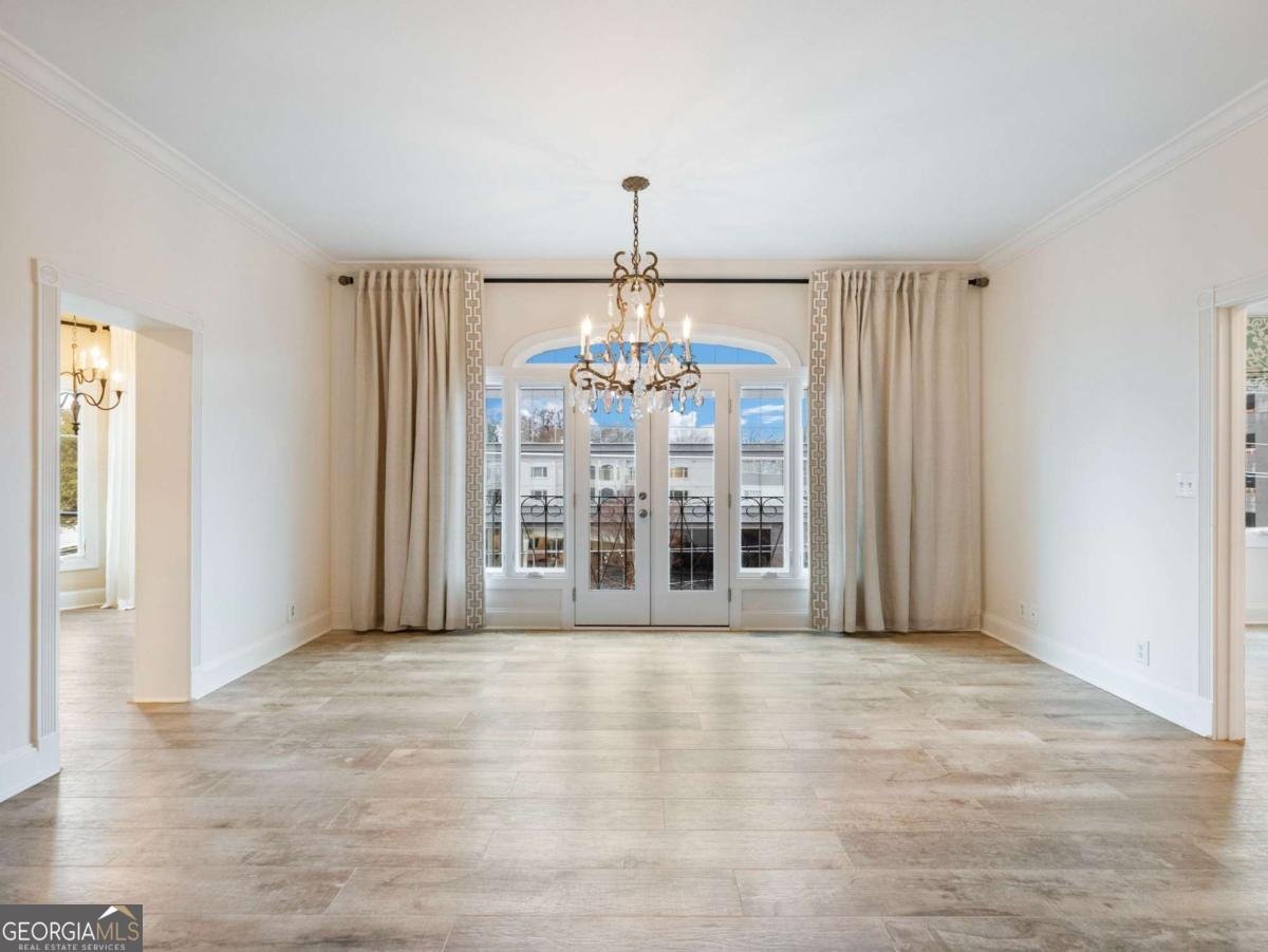 3636 Peachtree Road Atlanta - 10