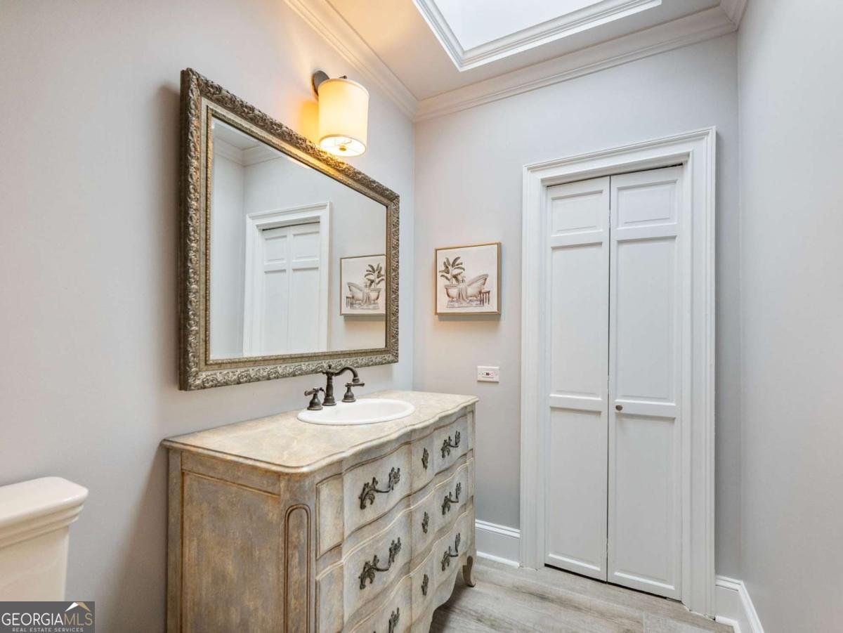 3636 Peachtree Road Atlanta - 15