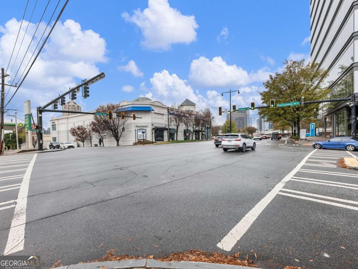 3636 Peachtree Road Atlanta - 25