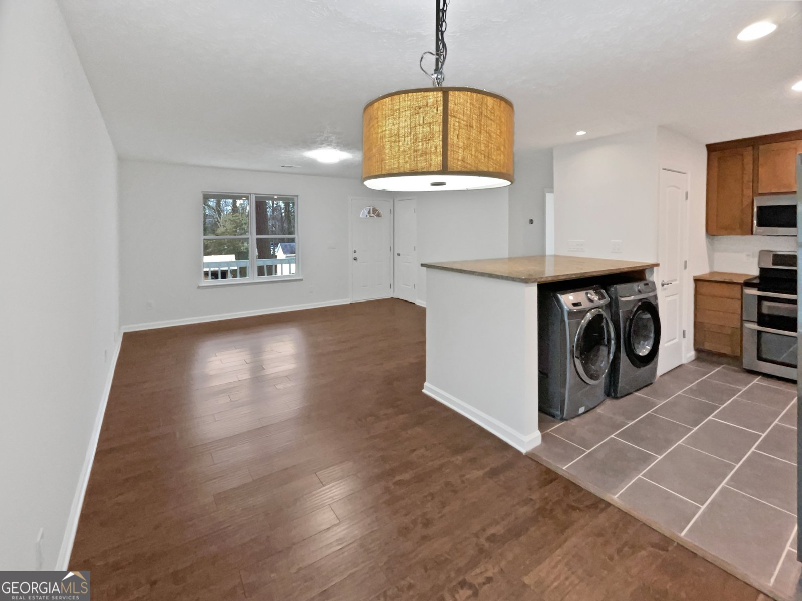 2650 Merry Road Cumming - 27