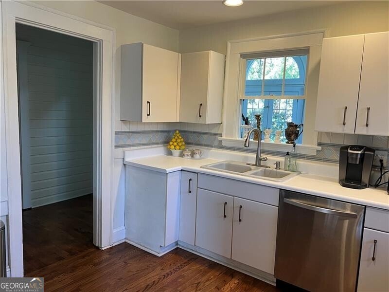 284 Lakeview Avenue Atlanta - 11