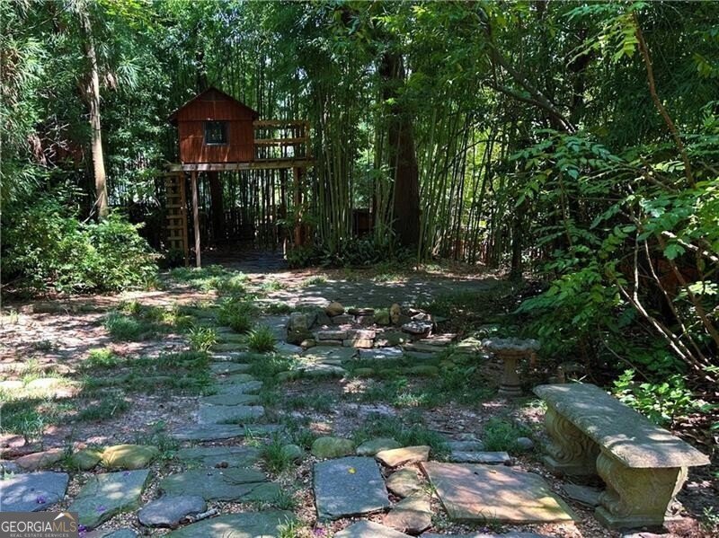 284 Lakeview Avenue Atlanta - 39