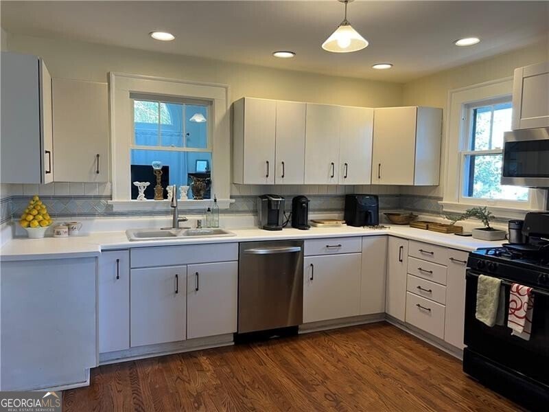 284 Lakeview Avenue Atlanta - 9