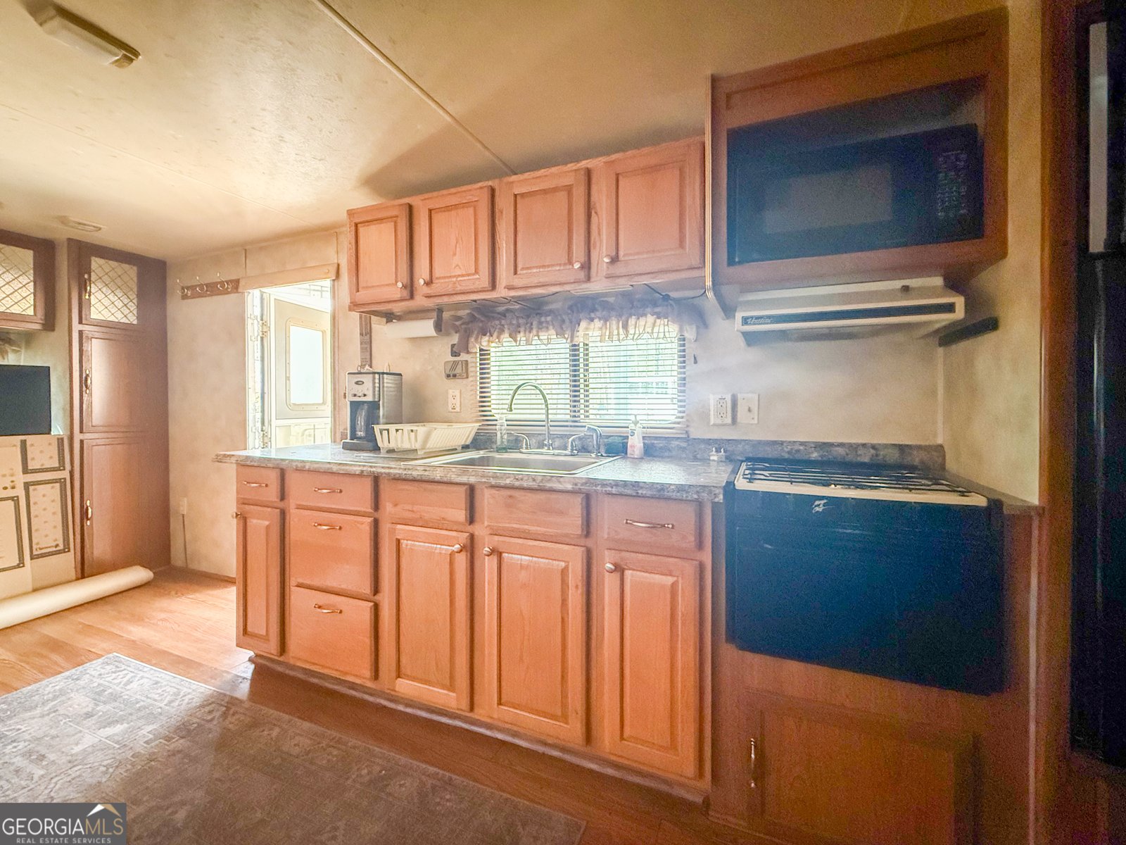 127 Rocky Lane Cleveland - 7