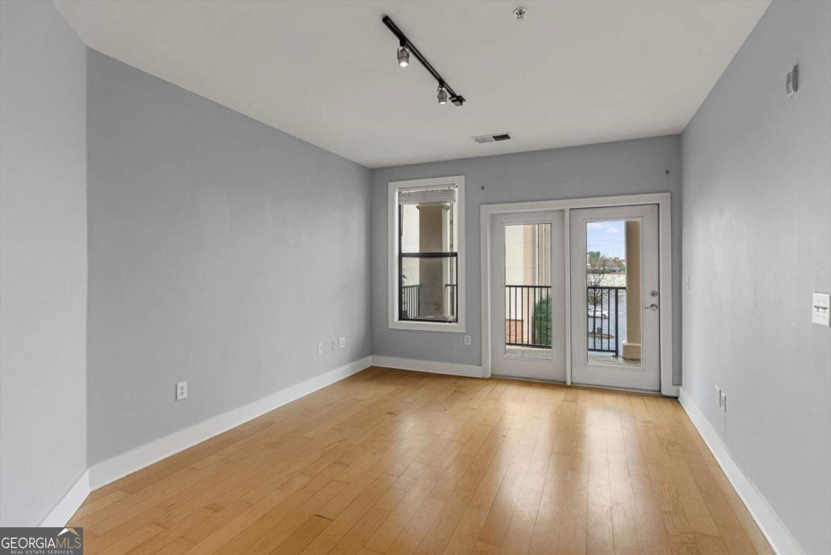 799 Hammond Drive Atlanta - 11