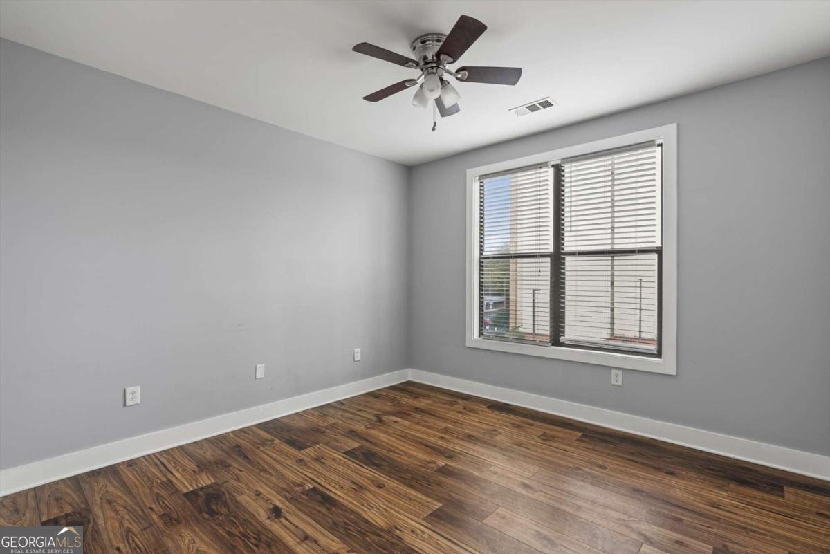 799 Hammond Drive Atlanta - 18